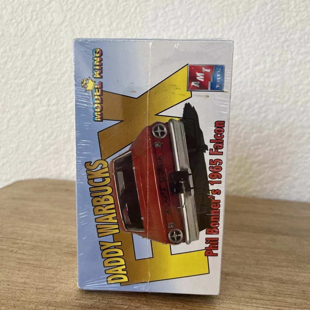 AMT Ertl Daddy Warbucks F/X Phil Bonners 1965 Ford Falcon 1/25 Kit 21442P Sealed
